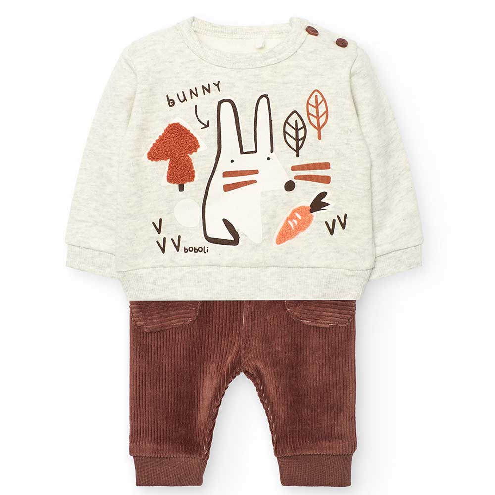 Composizione: Maglione:100%cotone Pantaloni:70%cotone 30%poliestere
Istruzioni per il lavaggio: L...