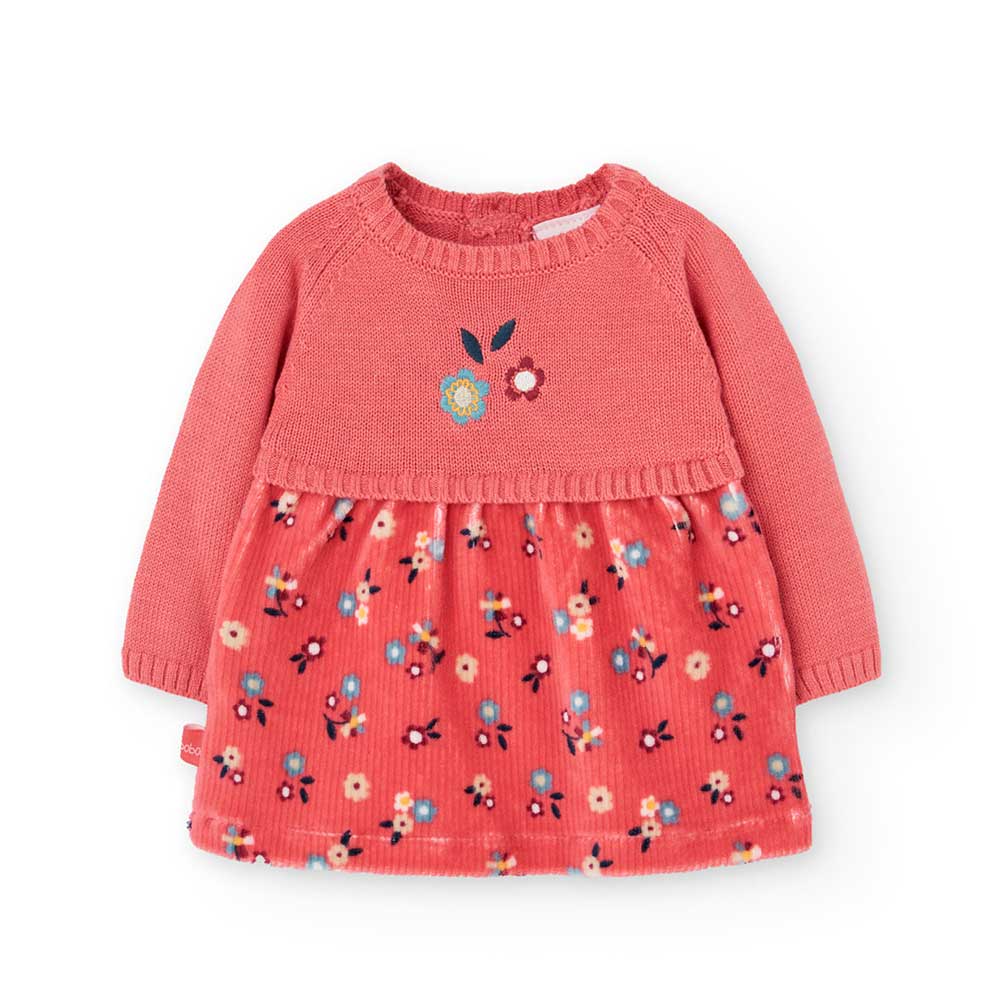 Composition : 58% coton 40% polyester 2% laine 
Instructions de lavage : Lavage en machine, tempé...