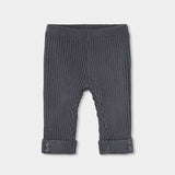 PULL AVEC UN PINGOUIN ET UN PANTALON