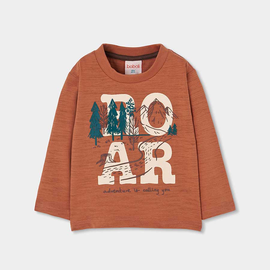 Découvrez le t-shirt à manches longues idéal pour accompagner toutes les aventures de votre enfan...