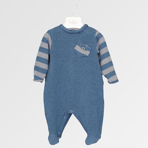 Combinaison en maille pour bébé