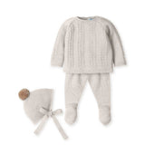 ENSEMBLE COMPRENANT UNE CHEMISE, DES CHAUSSETTES ET UN BONNET