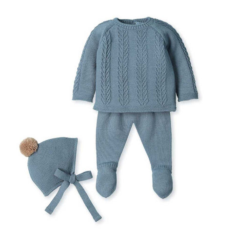 ENSEMBLE COMPRENANT UNE CHEMISE, DES CHAUSSETTES ET UN BONNET