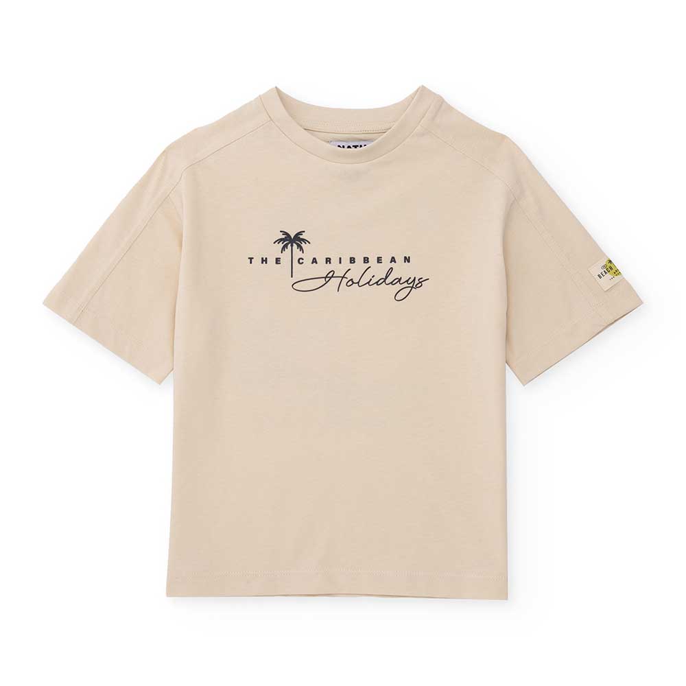 Scopri la gioia di vestire il tuo bambino con la T-shirt estiva NATH KIDS, perfetta per le avvent...