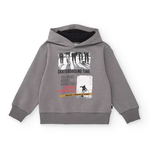 Felpa grigia con cappuccio e stampa skateboard.