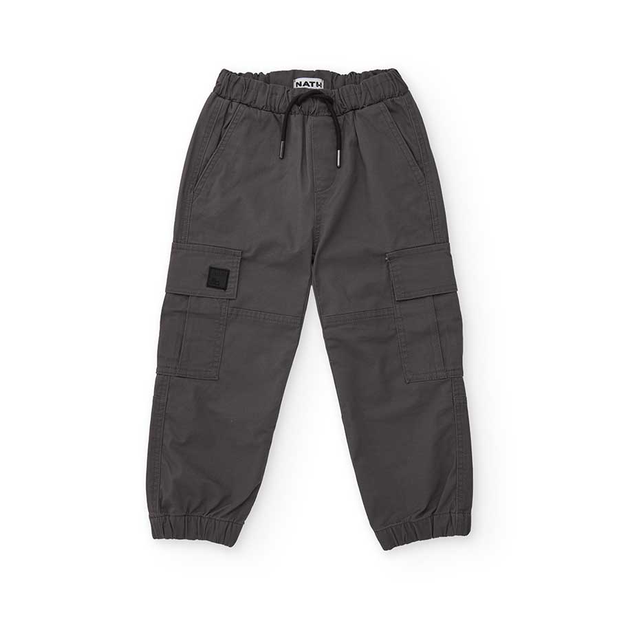 Le pantalon cargo est l'allié idéal pour les aventures des plus petits. Avec son style pratique e...