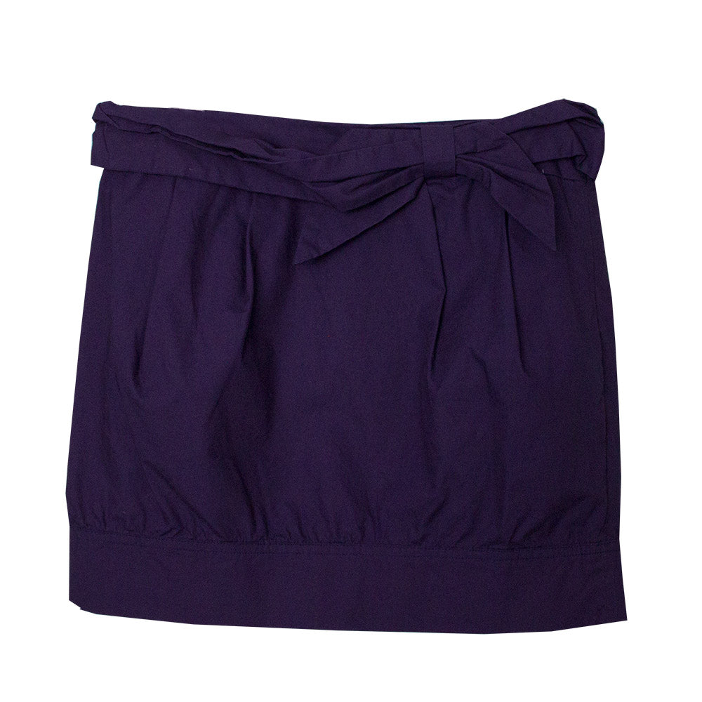 Jupe boule de la ligne vêtements fille Silvian Heach Kids. Uni avec des plis sous la ceinture. Fe...