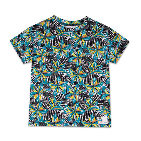 T-shirt per bambini con un design floreale colorato e una vestibilità comoda.