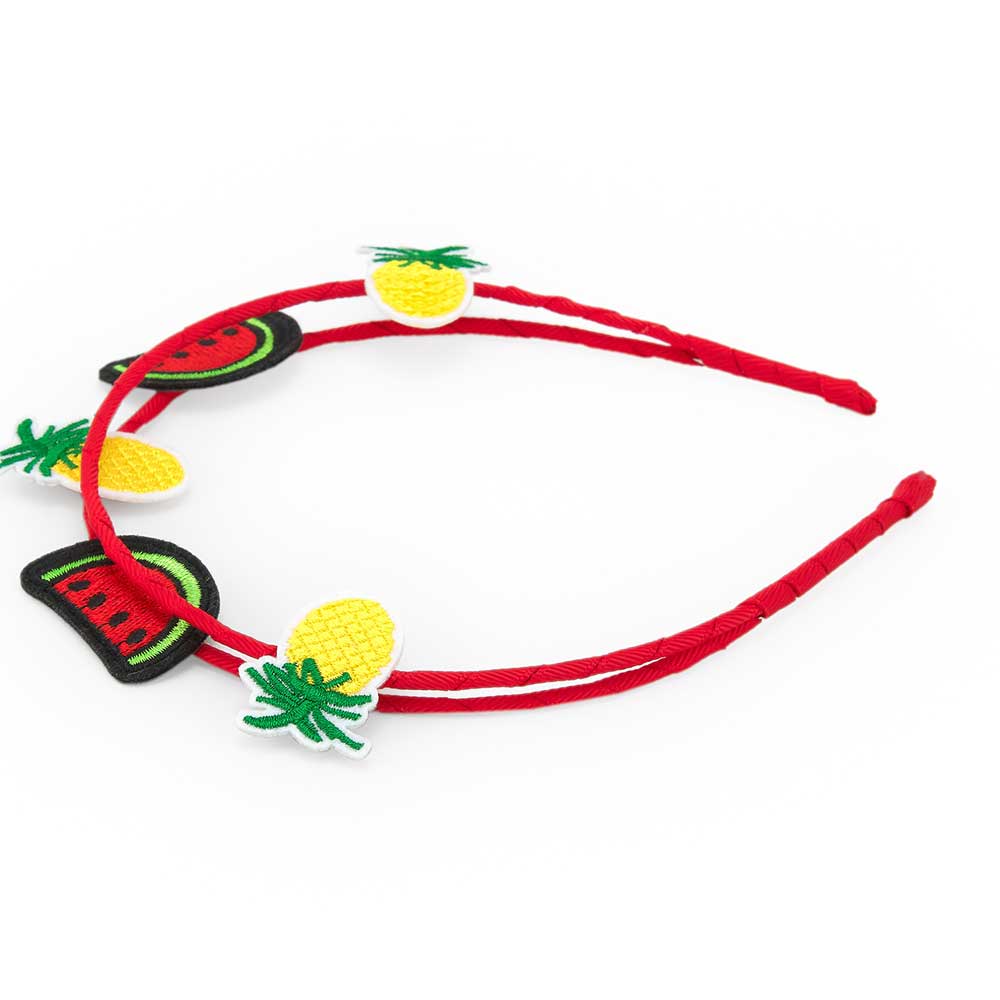 Cerchietto della Linea Abbigliamento Bambina Tuc Tuc.
Composizione: Poliestere 80%, 20% Plastica