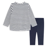 T-SHIRT EN MAILLE ET LEGGINGS