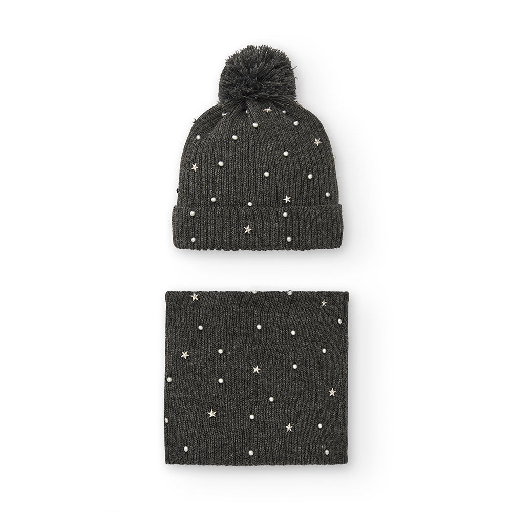 Set de la ligne Vêtements Fille Tuc Tuc, composé d'un bonnet avec pompon et d'un tour de cou avec...