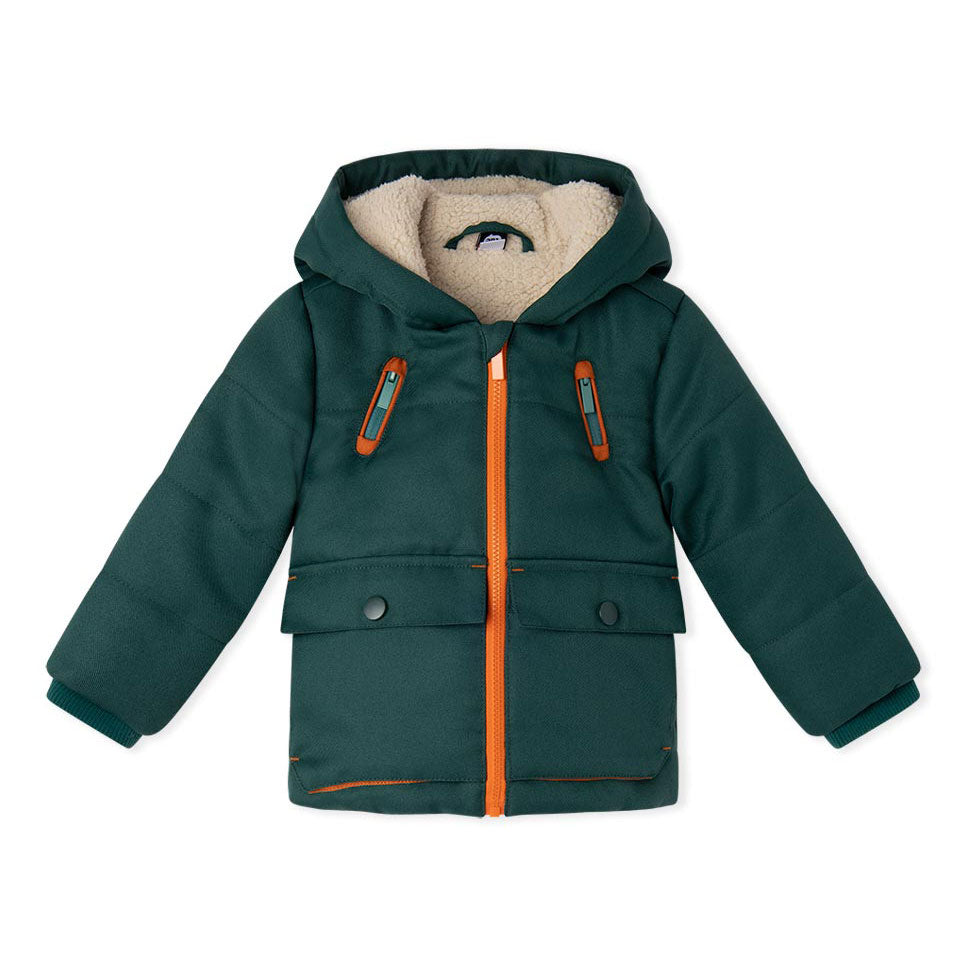 
Parka from the Tuc Tuc Children's Clothing Line, with padding and fur lining. Hood and zzzzip cl...